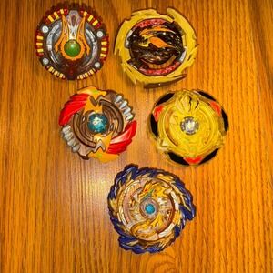 Beyblade Spin Tops Lot 5 Items Takama Tomy Mirage Fafnir